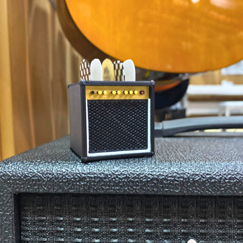 ROCKSTAR GUITAR BOX B Держатель медиаторов
