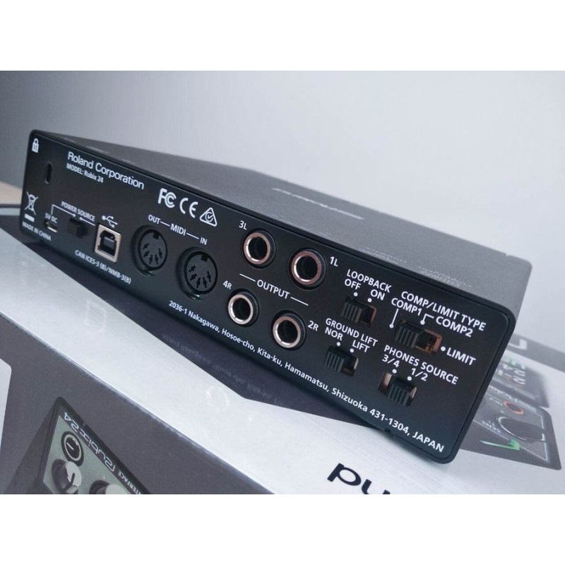 Roland Rubix24 USB Аудіоінтерфейс