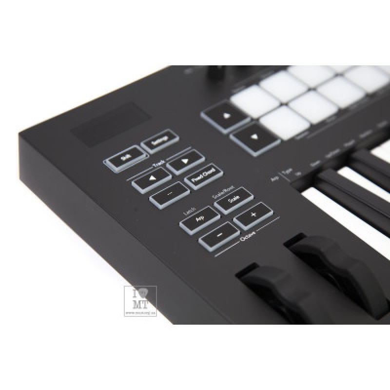 NOVATION LaunchKey 25 MK3 MIDI клавіатура 