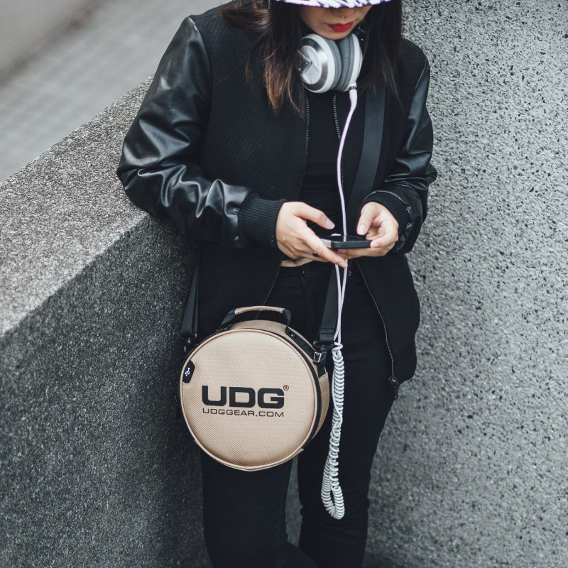 Ultimate DIGI Headphone Bag Gold
