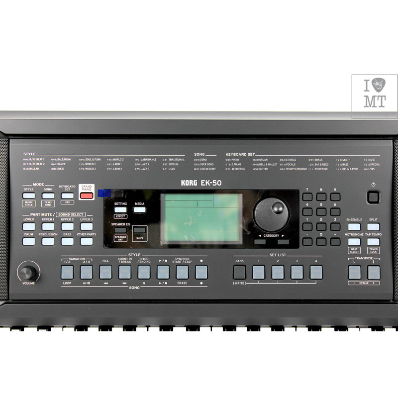 KORG EK-50 Синтезатор