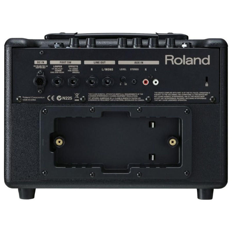 ROLAND AC33 Комбопідсилювач Чорний