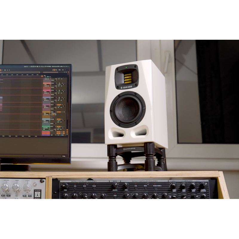 ADAM AUDIO A4V (White) Студийный монитор
