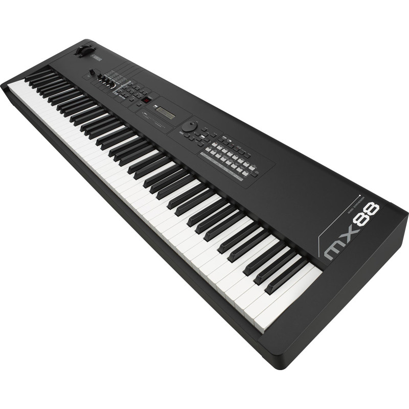 YAMAHA MX88 Синтезатор