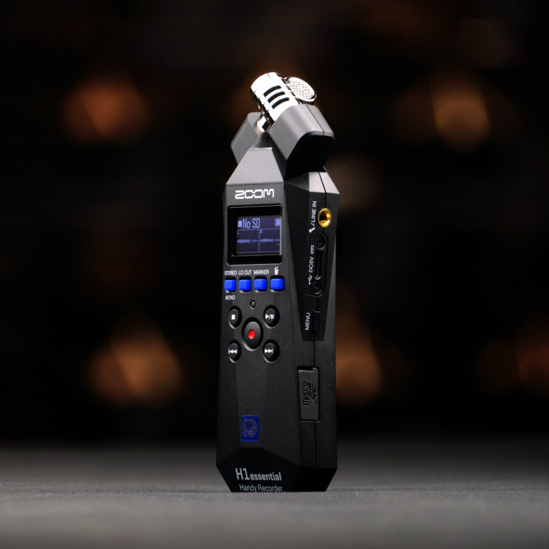 ZOOM H1essential