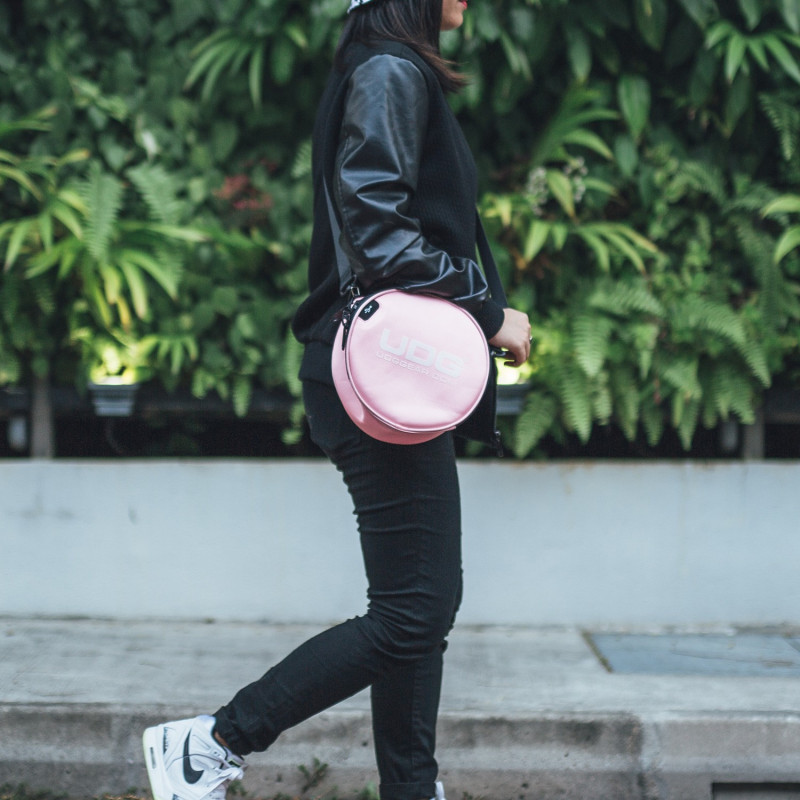 Ultimate DIGI Headphone Bag Pink