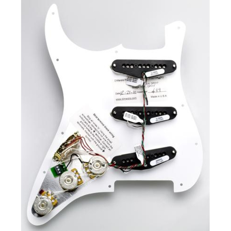 DIMARZIO AREA STRAT REPLACEMENT PICKGUARD