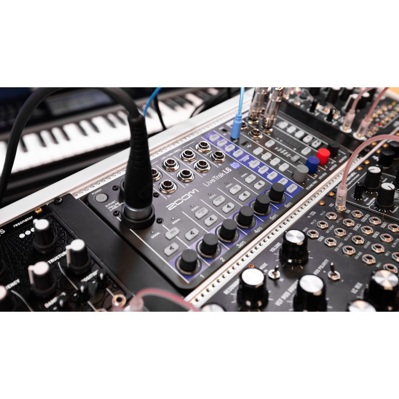 ZOOM LiveTrak L-6