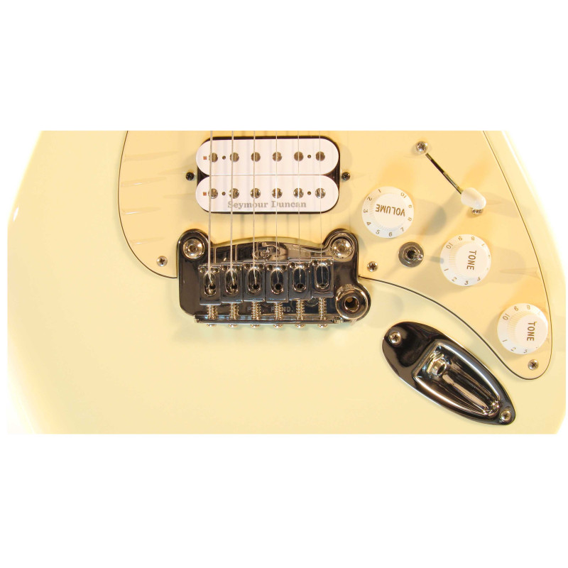 G&L LEGACY HB (Vintage White, rosewood, 3-ply Creme). №CLF064293 Электрогитара