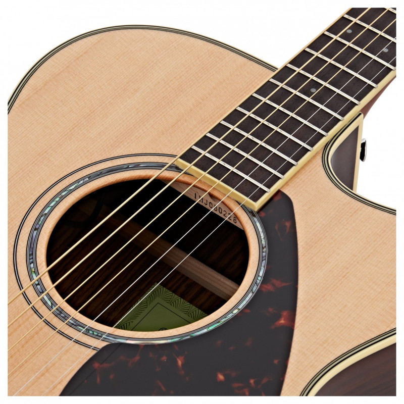 YAMAHA FSX830C (Natural) Акустическая гитара
