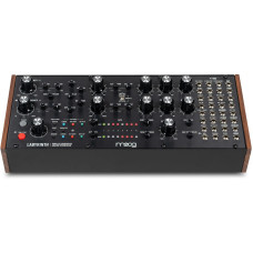 MOOG LABYRINTH Синтезатор