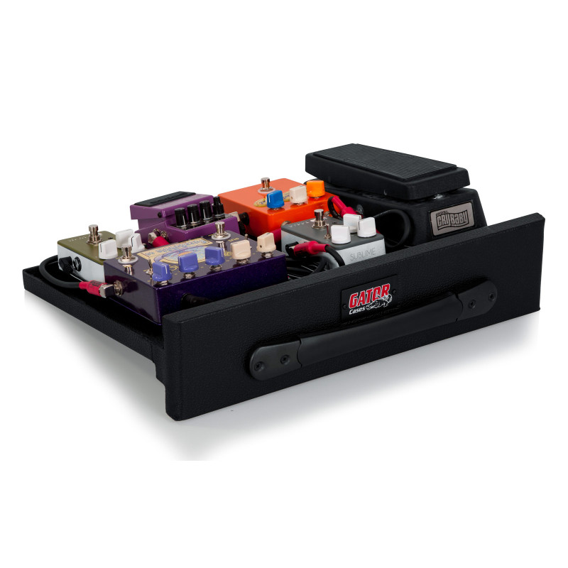 GATOR GPT-BL-PWR Pedal Board