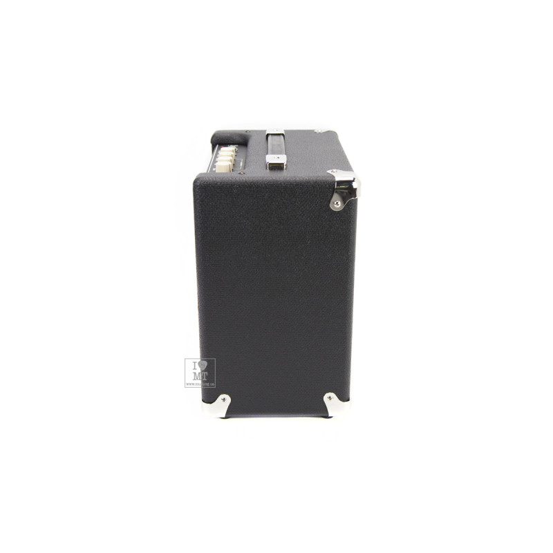FENDER RUMBLE 15 Гітарний комбопідсилювач