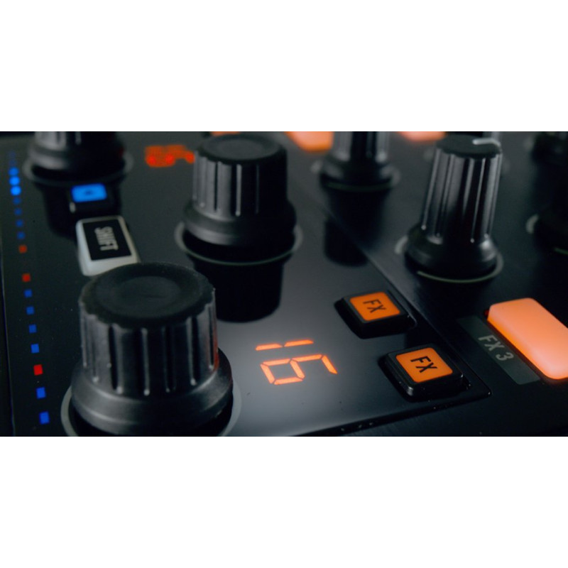NATIVE INSTRUMENTS Traktor Kontrol X1 MK2 DJ-контролер