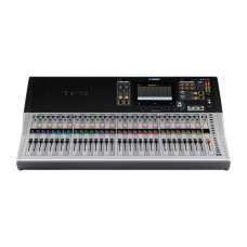 YAMAHA TF5 Мікшерний пульт