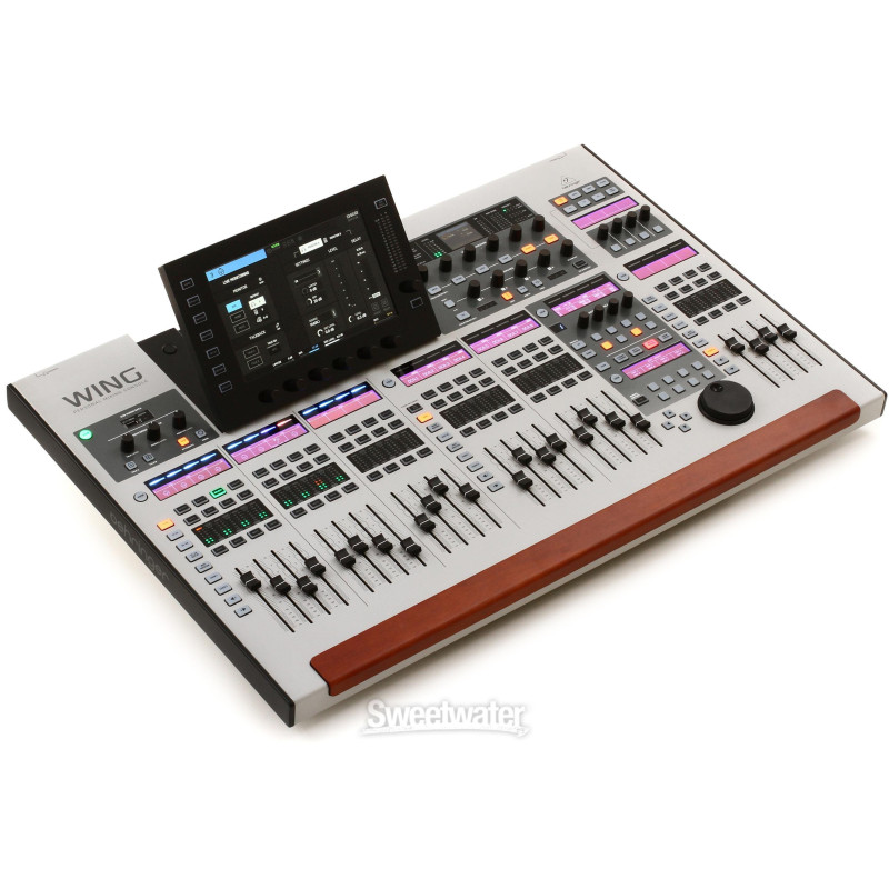 BEHRINGER WING Мікшерний пульт