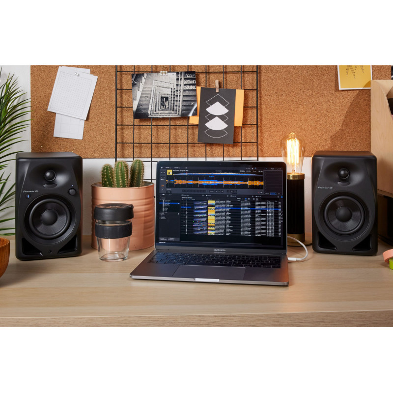 PIONEER DM-40D Студийные мониторы