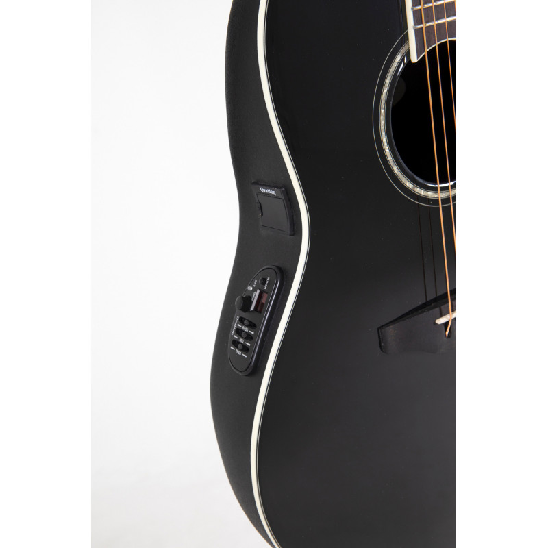OVATION Celebrity Traditional CS24 Mid Cutaway Black Акустична гітара з датчиком
