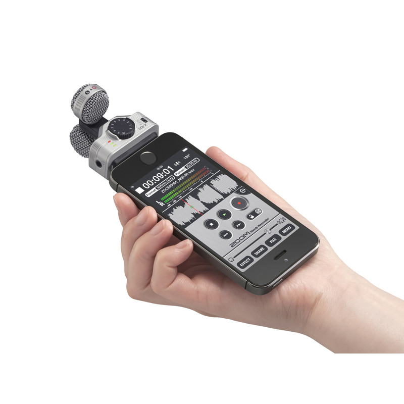 ZOOM iQ7