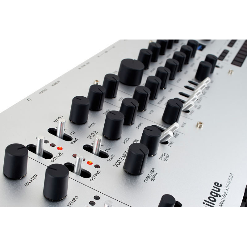 KORG MINILOGUE Синтезатор