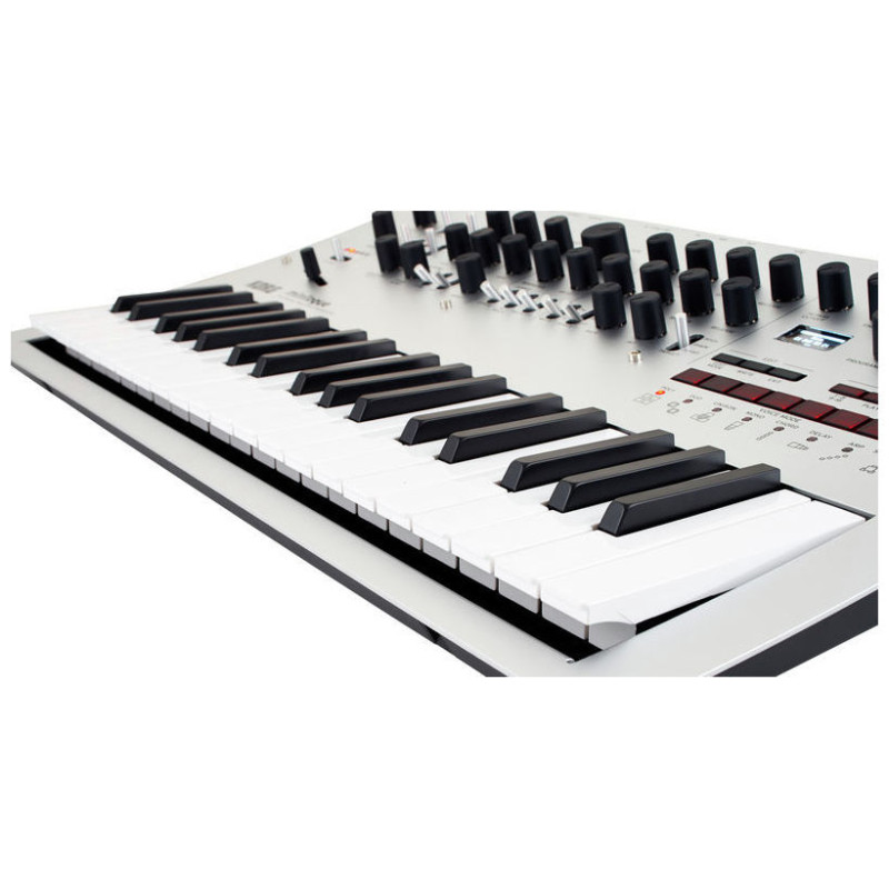 KORG MINILOGUE Синтезатор