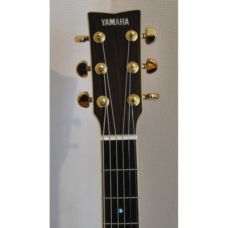 YAMAHA LS16 Акустическая гитара