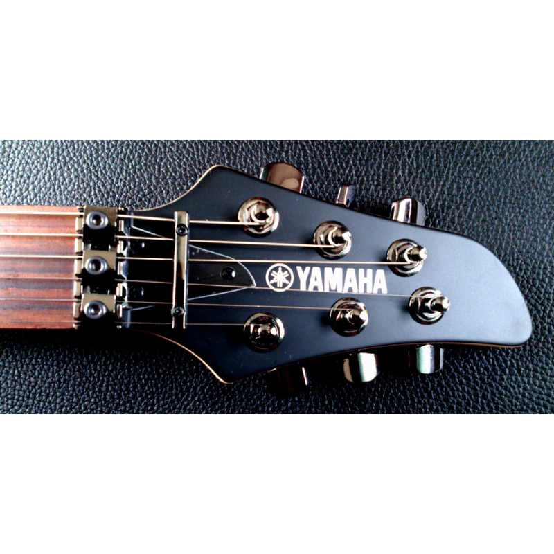 YAMAHA RGX420 DZII BK Электрогитара